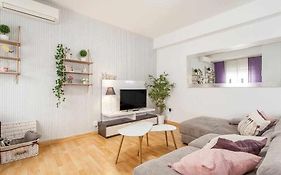 Rualva Flats, Viveros Chic & Central