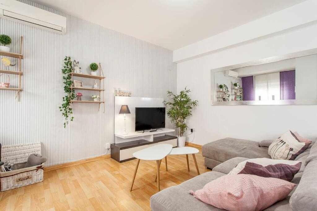 Rualva Flats, Viveros Chic & Central Valenza Esterno foto