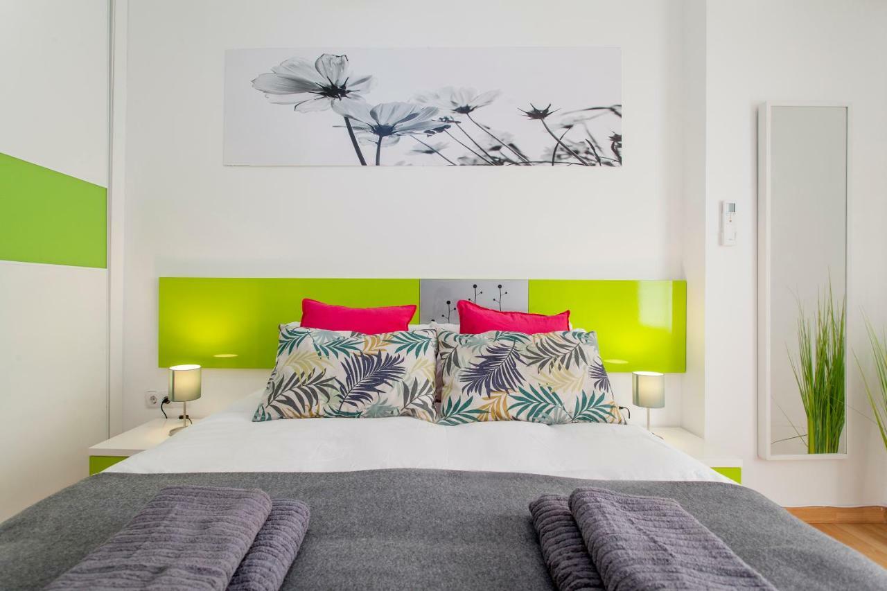 Rualva Flats, Viveros Chic & Central Valenza Esterno foto